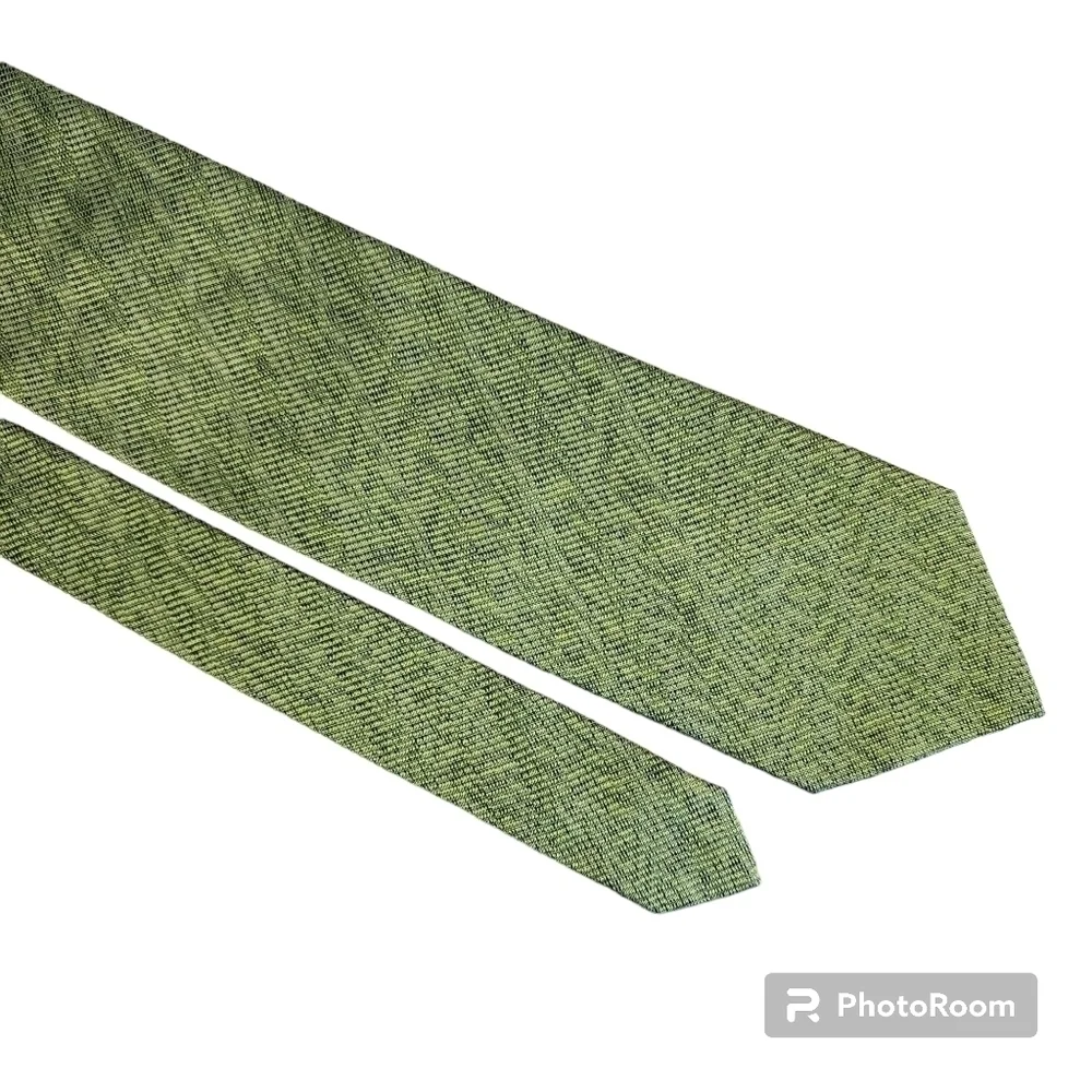 BACHRACH 100% Silk Tie Men's Green Necktie